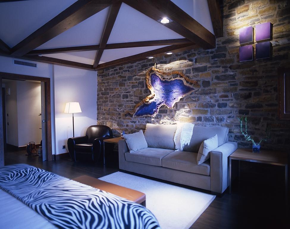 Los Siete Reyes Ainsa Room photo