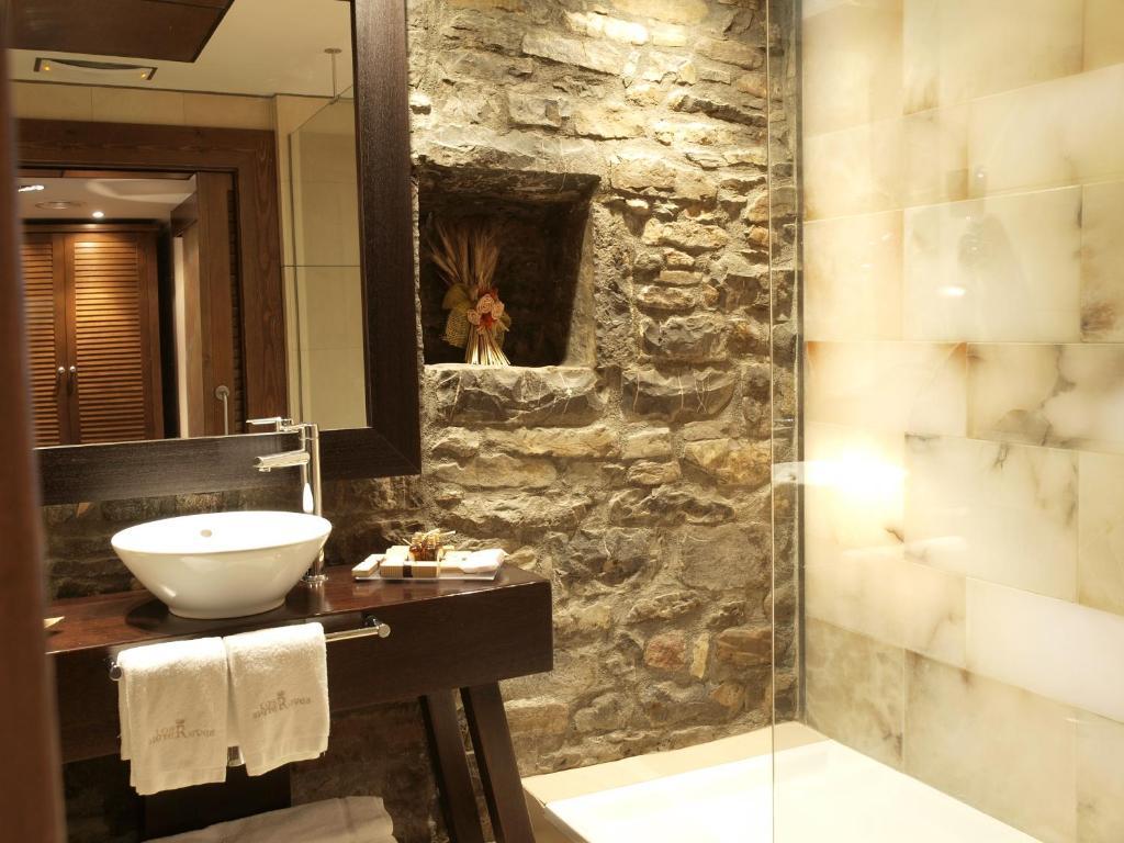 Los Siete Reyes Ainsa Room photo
